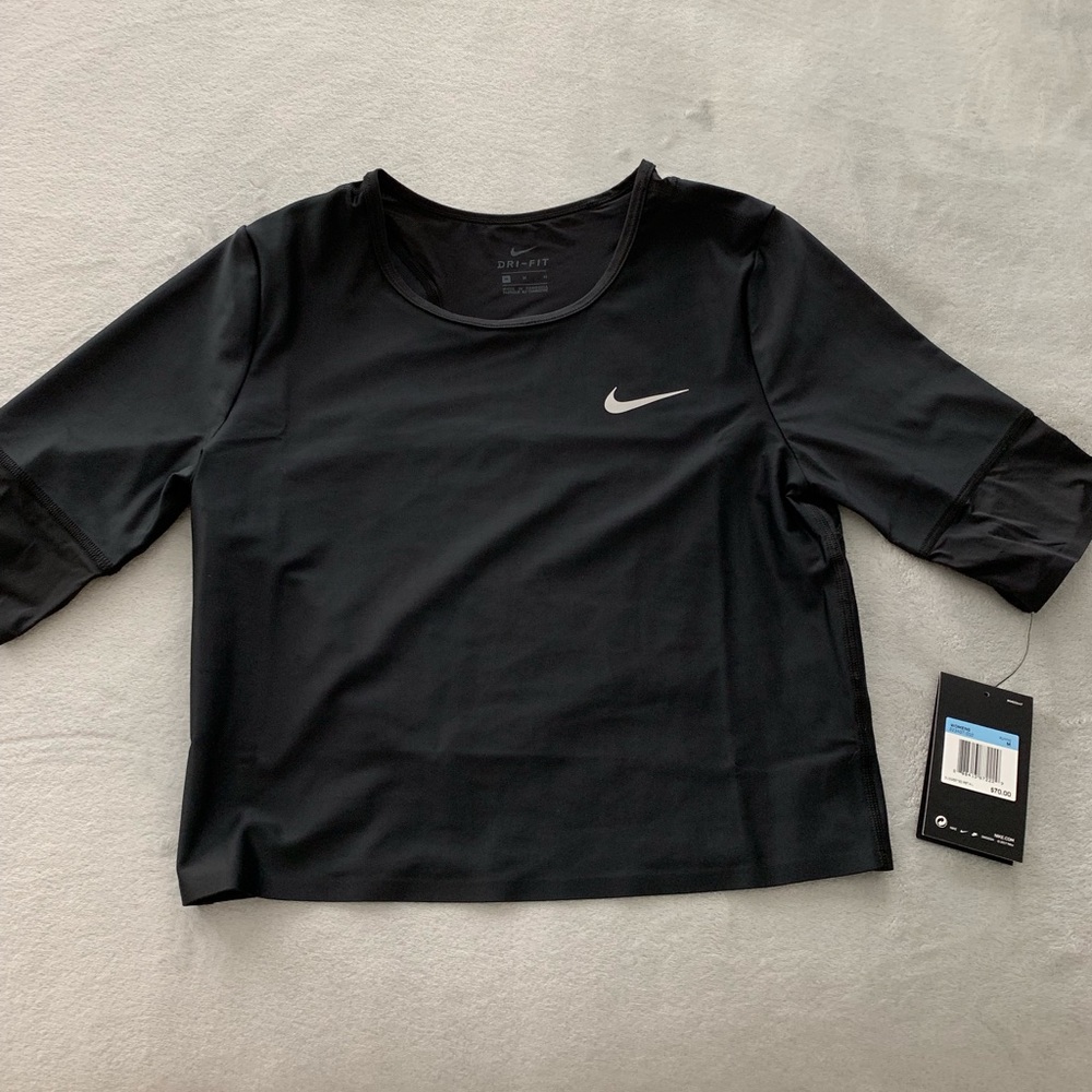 Nike dri-fit tee✨
